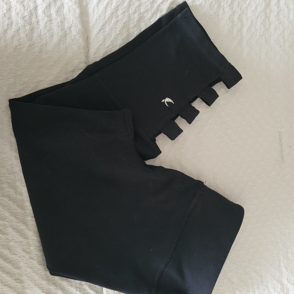 2 Pair Bundle Glyder Leggings - Picture 9 of 10